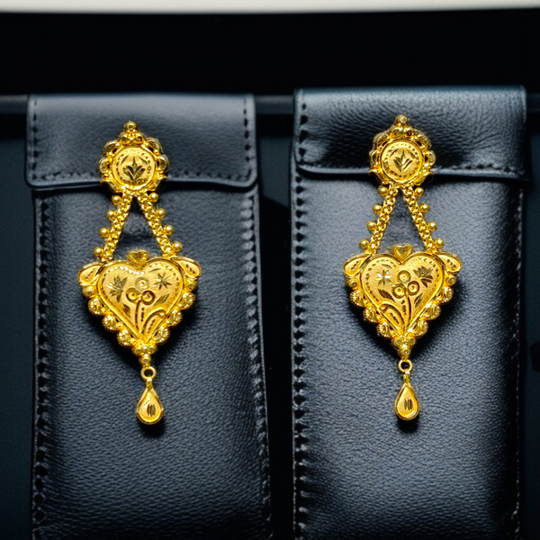 (GEK) TRJ WGT: 3.520 GM APPROX HUID HALLMARK 22KT GOLD EARRINGS KANBALA 1 PAIR FOR WOMEN.