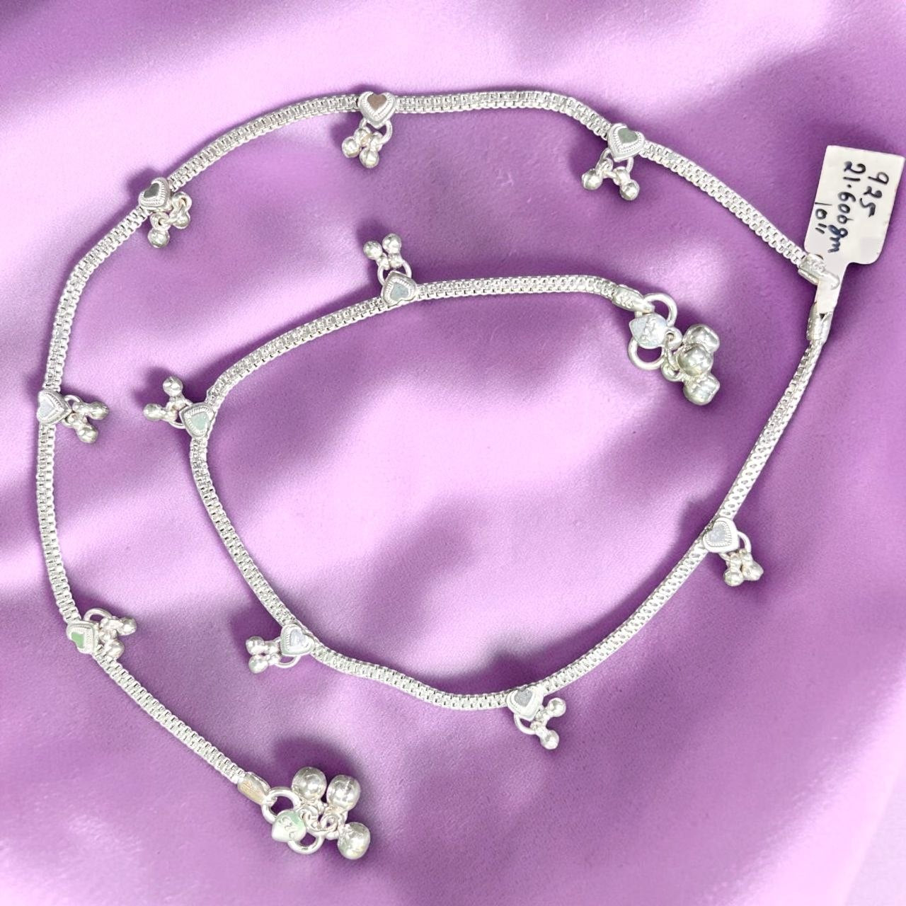 SILVER PAYEL- (WGT: 21.600 GM APPROX) BIS HALLMARK 925 SILVER PAYEL (ANKLET) 1 PAIR LENGTH: 10 INCH FOR WOMEN.
