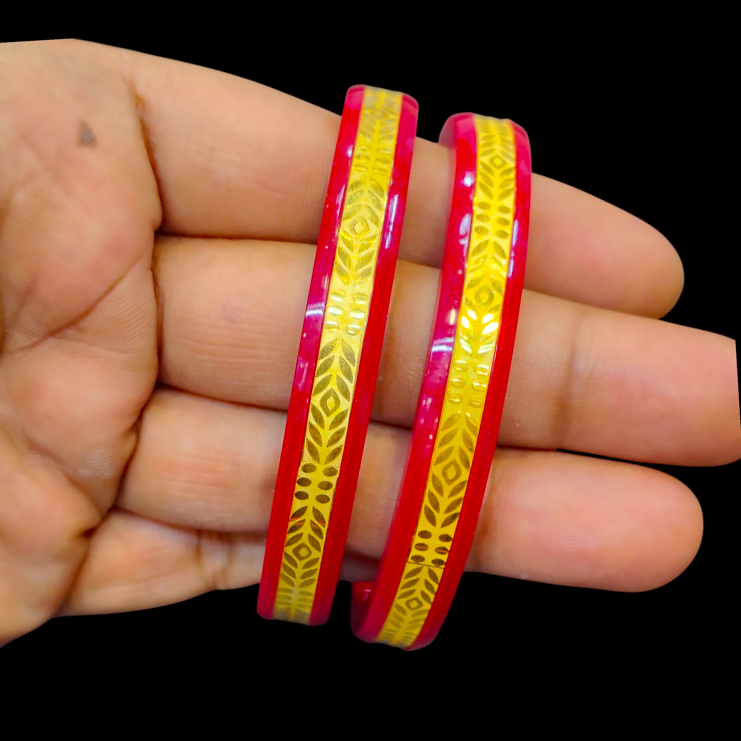 POLA BADHANO- BIS CERTIFIED WGT: 750-900 GM APPROX 9KT HUID HALLMARK GOLD LAZER CHILA POLA BADHANO BANGLES 1 PAIR. (GET ANY DESIGN AS PER STOCK.