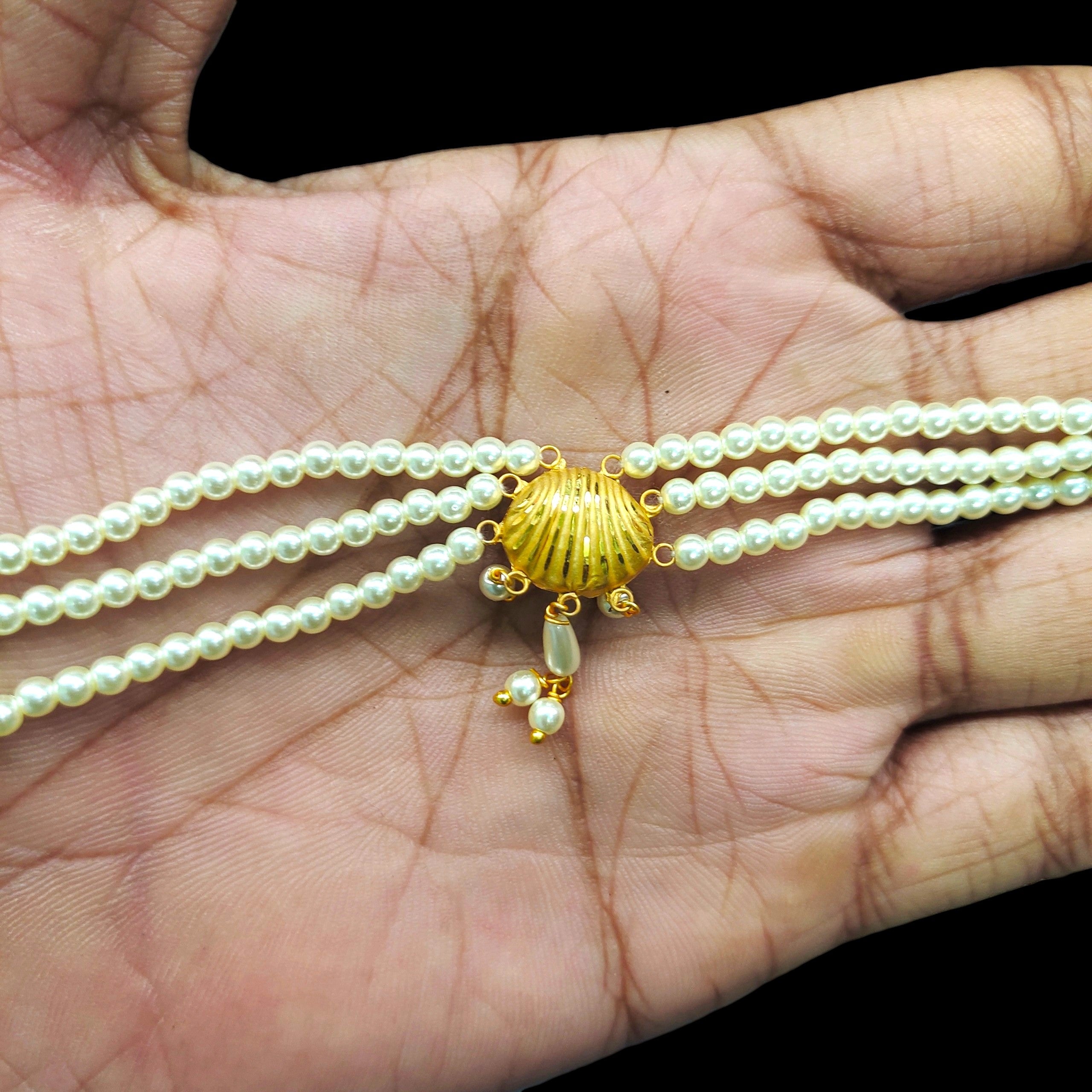 GMC9K- (WGT: 0.350 GM APPROX) BIS CERTIFIED HUID HALLMARK 375 9KT GOLD MOTI CHOKER 1 PIECE WITH ADJUSTABLE TASSEL FOR GIFT IN MARRIAGE.