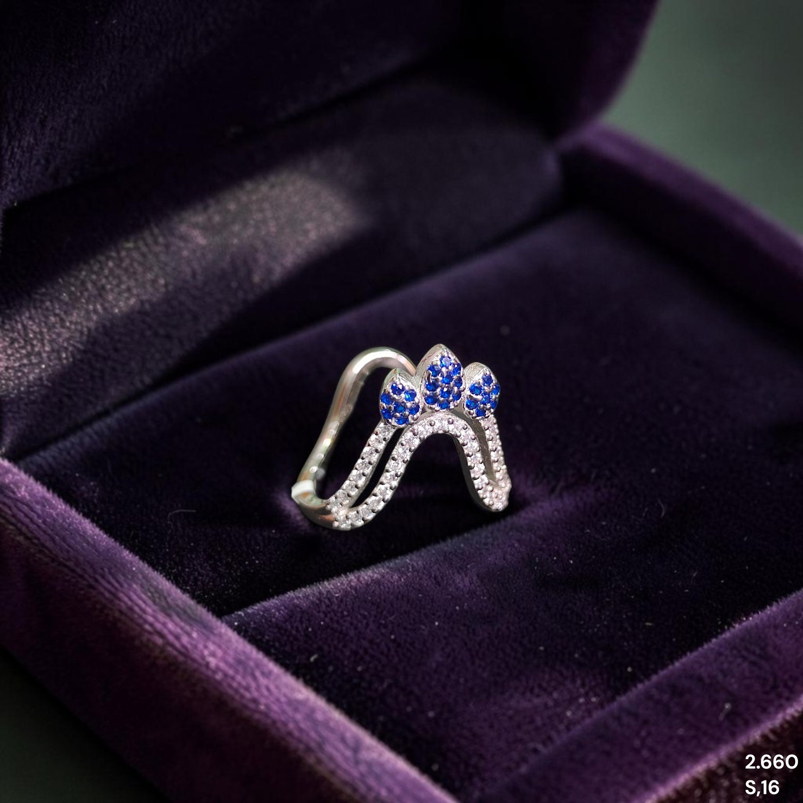 SILVER RING- SIZE:16 (WGT: 2.660 GM APPROX) HALLMARK 925 SILVER FINGER RING 1 PIECE FOR WOMEN (V RING BANKOK IMPORTED DESIGN)- NON EXCHANGEABLE -(SOLD ON MRP).