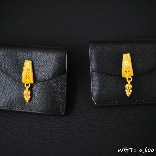 RAJLAXMI WGT: 0.600 GM APPROX HUID HALLMARK 916 22KT GOLD EAR TOPS STUD 1 PAIR FOR REGULAR USE.
