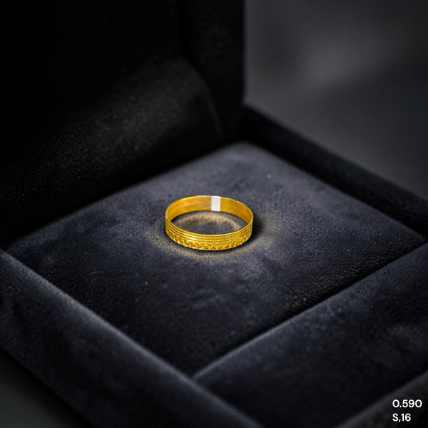 LADIES RING- (DP3VTR)-(SIZE: 16) WGT: 0.590 GM APPROX BIS CERTIFIED HUID HALLMARK 9KT GOLD THUMB RING FOR UNISEX 1 PIECE.