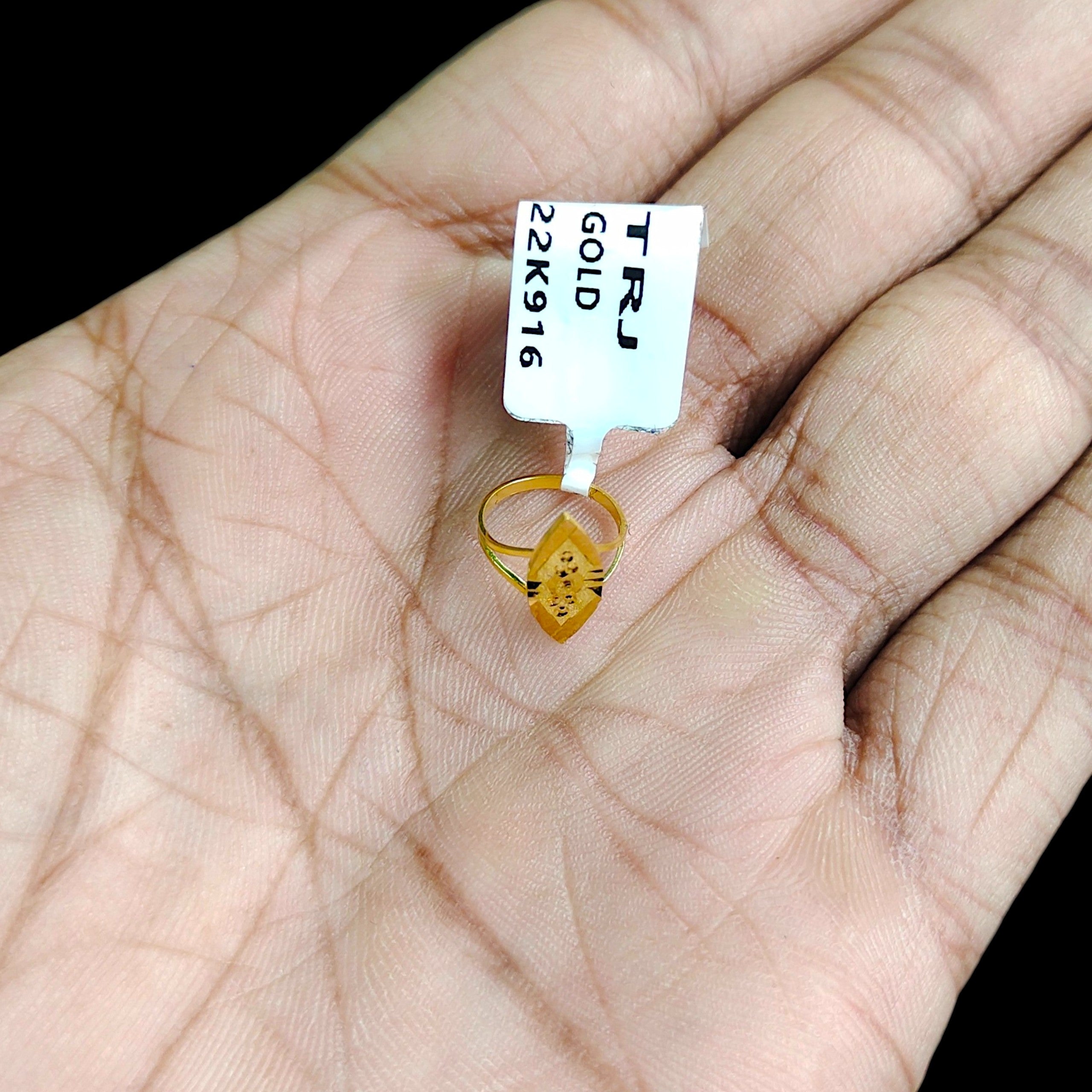 BABY JEWELLERY- TRJ WGT: 0.390 GM APPROX 22KT HUID HALLMARK GOLD BABY FINGER RING 1 PIECE FOR RICE CEREMONY & BIRTHDAY.