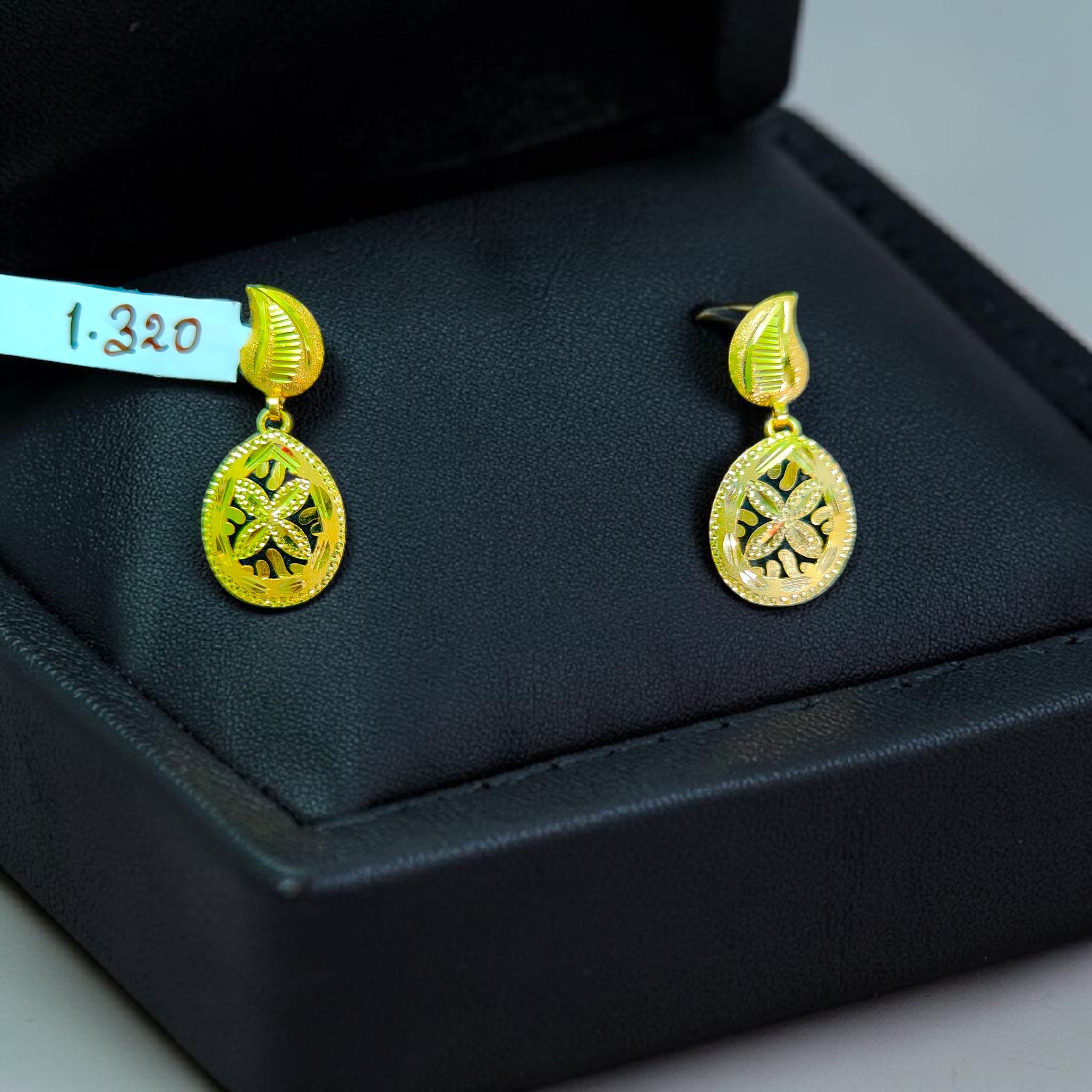 GOLD EARRINGS- (WGT: 1.320 GM APPROX) BIS CERTIFIED HUID HALLMARK 9KT GOLD EARRINGS 1 PAIR FOR WOMEN (BEST FOR GIFT IN MARRIAGE).