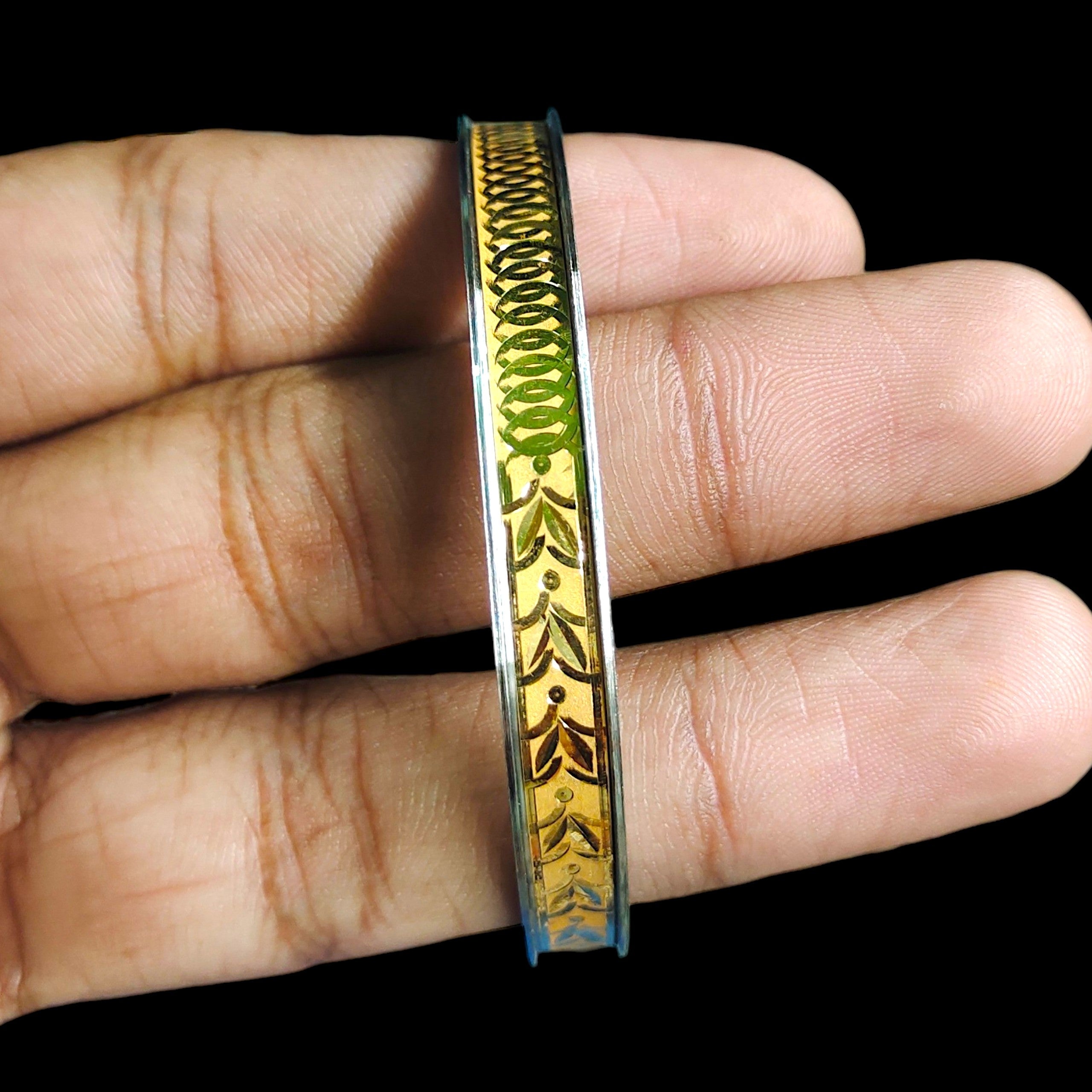 GOLD NOA- (SIZE: 25) (WGT: 1.330) GM APPROX) BIS CERTIFIED HUID HALLMARK 22KT GOLD NOA BADHANO 1 PIECE FOR WOMEN.