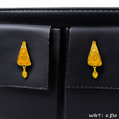 RAJLAXMI WGT: 0.830 GM APPROX HUID HALLMARK 916 22KT GOLD EAR TOPS STUD 1 PAIR FOR REGULAR USE.