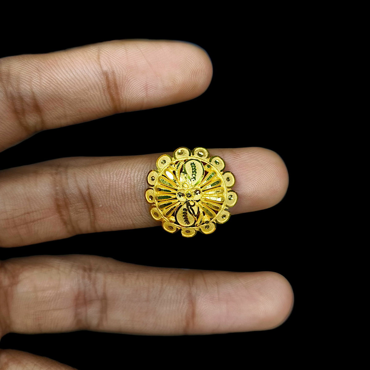 LADIES RING (8YC245)-(SIZE: ADJUSTABLE ) WGT: 1.730 GM APPROX BIS CERTIFIED HUID HALLMARK 375 9KT GOLD RING FOR WOMEN 1 PIECE.