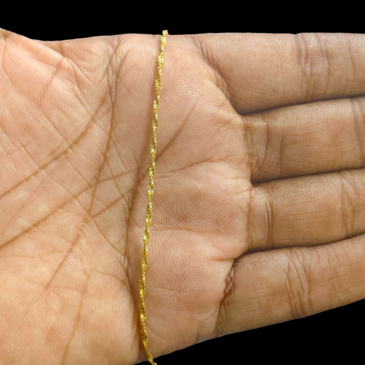 GOLD CHAIN- (WGT: 3.597 GM APPROX) BIS CERTIFIED HUID HALLMARK 9KT GOLD CHAIN (24 INCH) 1 PIECE FOR UNISEX.