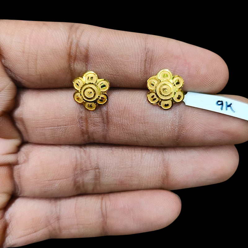 GOLD TOPS- (ANCGV4)-(JZGAJX) (WGT: 0.580 GM APPROX) BIS CERTIFIED HUID HALLMARK 375 9KT GOLD TOPS 1 PAIR BEST FOR MARRIAGE GIFT.