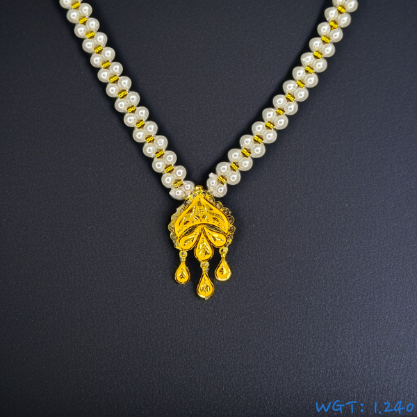 (GPM) TRJ WGT: 1.240 GM APPROX HUID HALLMARK 22KT GOLD MOTI PENDANT 1 PIECE.
