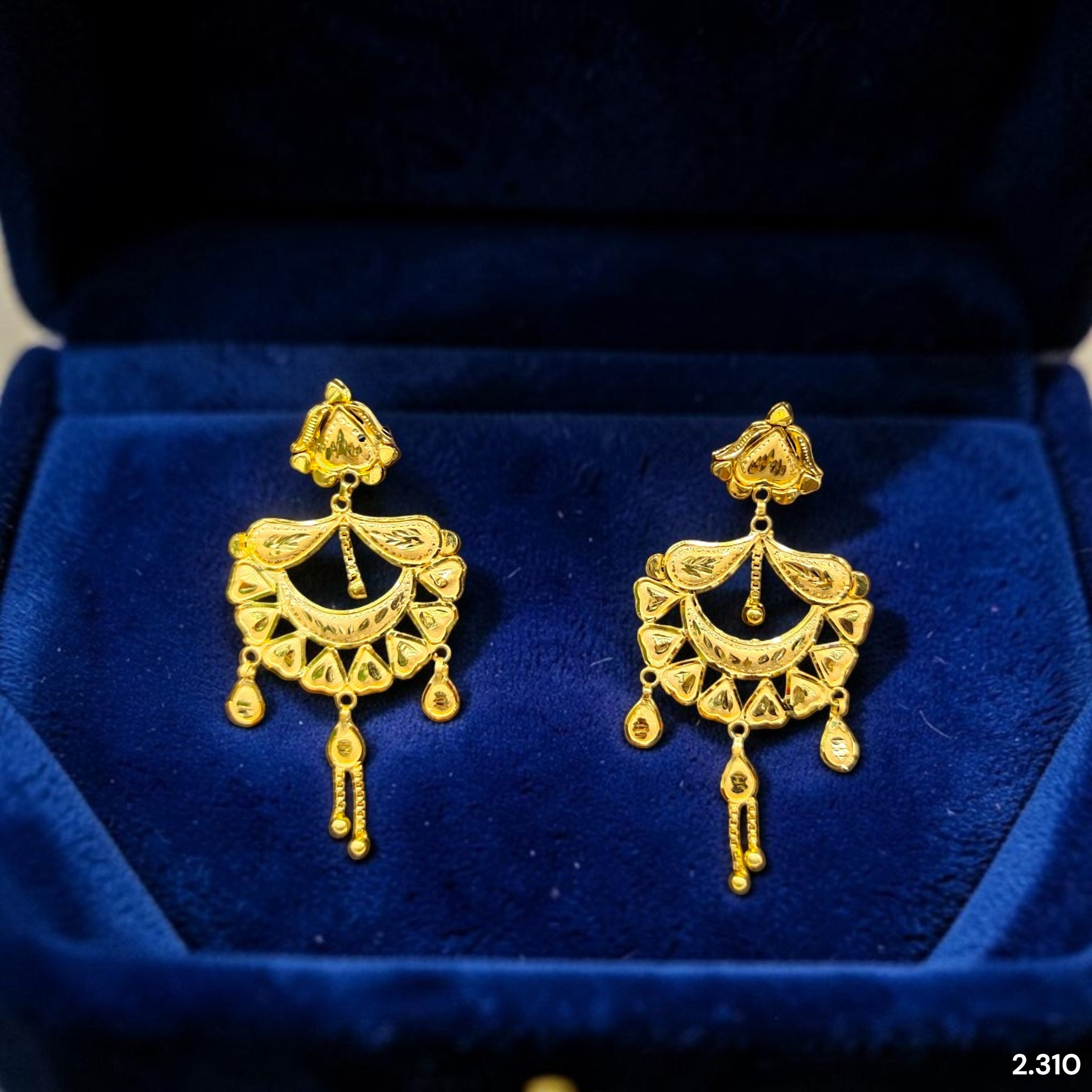 GOLD EARRINGS- (WGT: 2.310 GM APPROX) BIS CERTIFIED HUID HALLMARK 9KT GOLD EARRINGS 1 PAIR FOR WOMEN (BEST FOR GIFT IN MARRIAGE). (MZ9UC5)-(7GQDF7)
