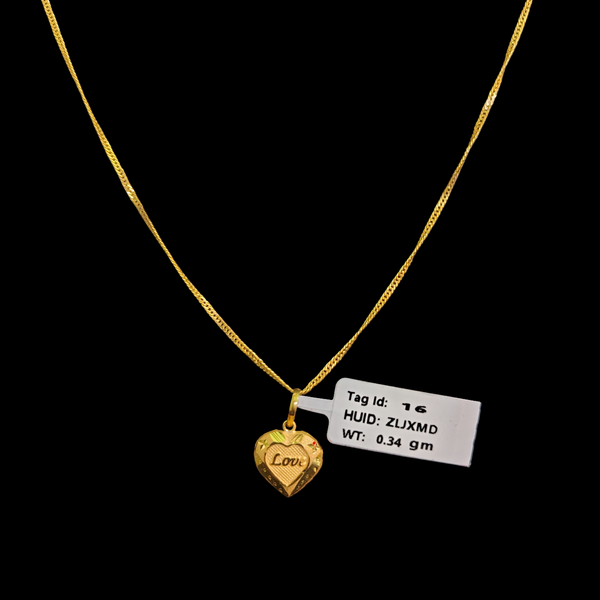 GOLD LOCKET BOYS- WGT: 0.340 GM APPROX BIS CERTIFIED HUID HALLMARK 9KT GOLD LOCKET FOR MEN 1 PIECE. (CHAIN NOT INCLUDED).