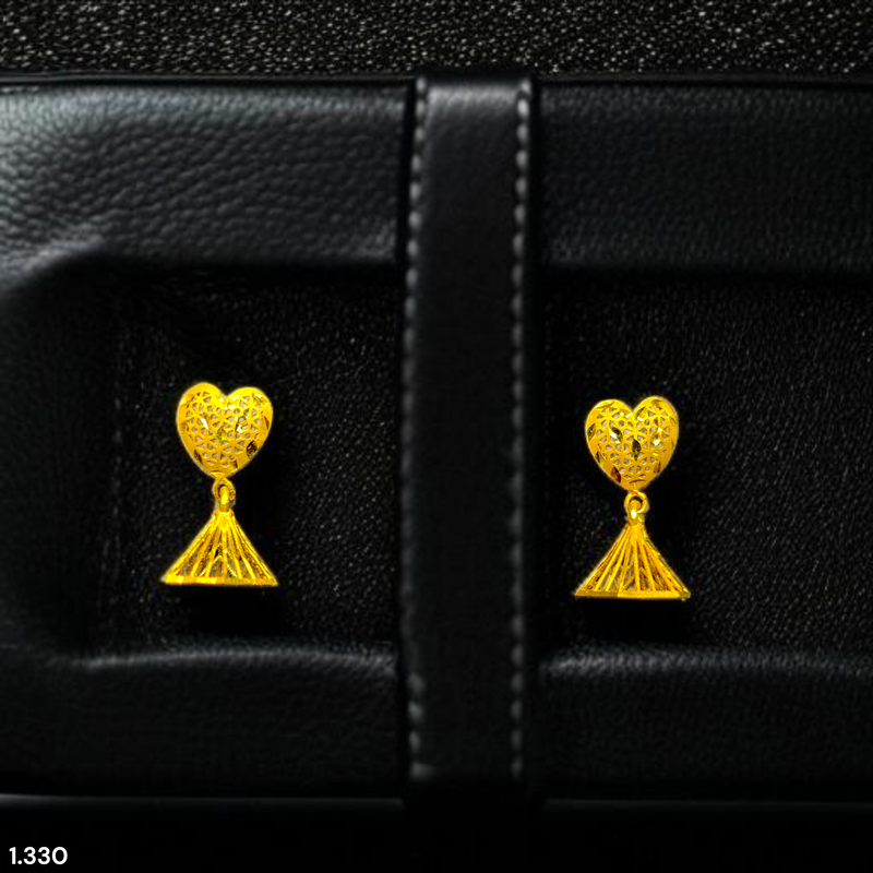 GOLD EARRINGS- WGT: 1.330 GM APPROX BIS CERTIFIED HUID HALLMARK 9KT GOLD EARRINGS 1 PAIR FOR WOMEN.