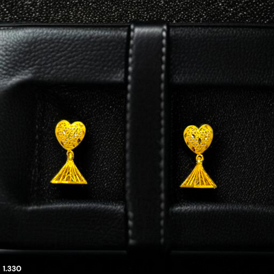 GOLD EARRINGS- WGT: 1.330 GM APPROX BIS CERTIFIED HUID HALLMARK 9KT GOLD EARRINGS 1 PAIR FOR WOMEN.