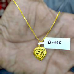 TRJ WGT: 0.410 GM APPROX KDM GOLD LOCKET 1 PIECE (50 TONCH) WITH ADJUSTABLE TASSEL.