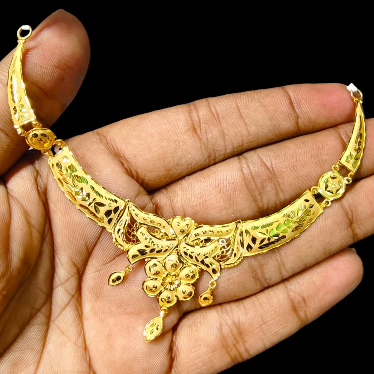 GCN9K- (WGT: 2.680 GM APPROX) BIS CERTIFIED HUID HALLMARK 9KT GOLD NECKLACE 1 PIECE FOR WOMEN.