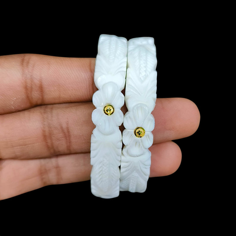 GSB9K- (NF16FW)-(69EBY5) (SIZE:24) (WGT: 0.250 GM APPROX) BIS CERTIFIED HUID HALLMARK 375 9KT GOLD SAKHA BADHANO 1 PAIR FOR WOMEN NOT FOR REGULAR USE.
