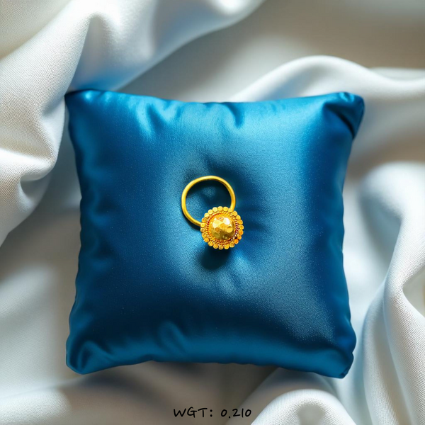 RAJLAXMI WGT: 0.210 GM APPROX HUID HALLMARK 22KT GOLD NOSEPIN 1 PIECE FOR WOMEN.