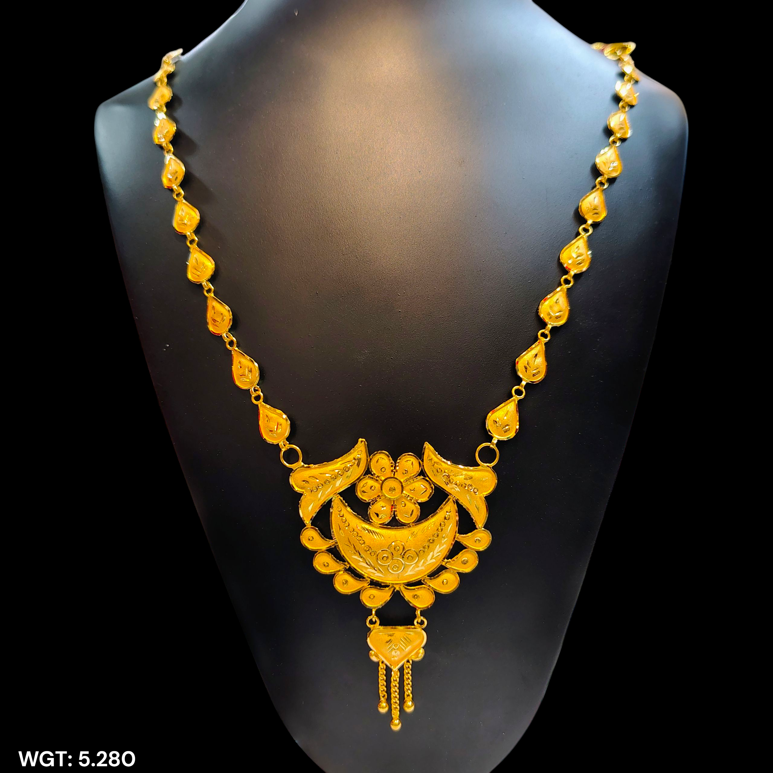 (GCN22) BIS CERTIFIED HUID HALLMARK 916 22KT GOLD NECKLACE CHOKER (APPROX WGT: 5.280 GM) 1 PIECE FOR WOMEN.