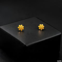 GOLD TOPS- (7PGMMX)-(59ANCU) (WGT: 0.670 GM APPROX) BIS CERTIFIED HUID HALLMARK 375 9KT GOLD TOPS 1 PAIR BEST FOR MARRIAGE GIFT.