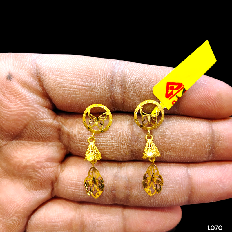 GOLD EARRINGS- WGT: 1.070 GM APPROX BIS CERTIFIED HUID HALLMARK 9KT GOLD EARRINGS 1 PAIR FOR WOMEN.