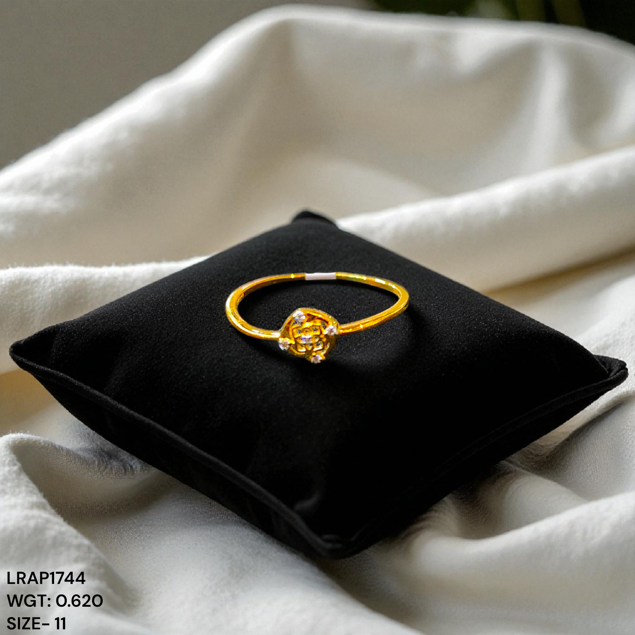 (GLFR18) RAJLAXMI DIAMOND JEWELLERY (SIZE:11) - WGT: 0.620 GM - NATURAL DIAMOND (0.02 CENT) HUID HALLMARK 18KT DIAMOND FINGER RING FOR WOMEN WITH CERTIFICATE OF AUTHENTICITY BY ZORBA (DESIGN NO: LRAP1744).