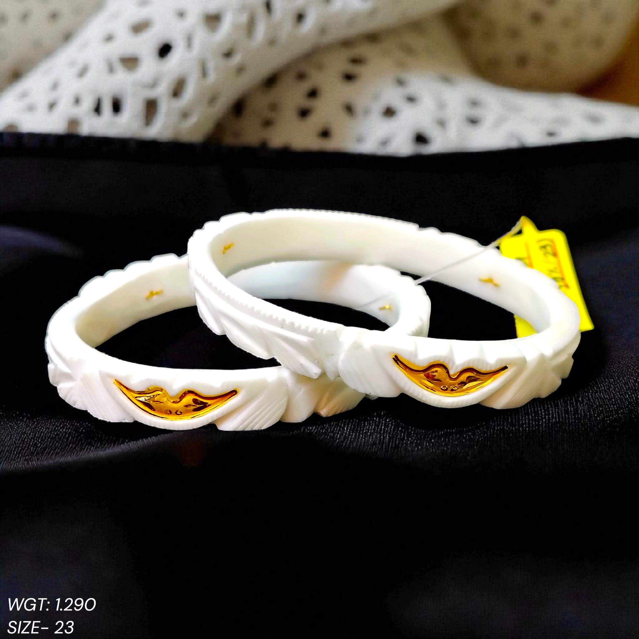 (GSB22) TRJ (SIZE: 23) WGT: 1.290 GM APPROX HUID HALLMARK 22KT GOLD DESIGN SAKHA BADHANO BANGLES 1 PAIR DESIGN FOR REGULAR USE.