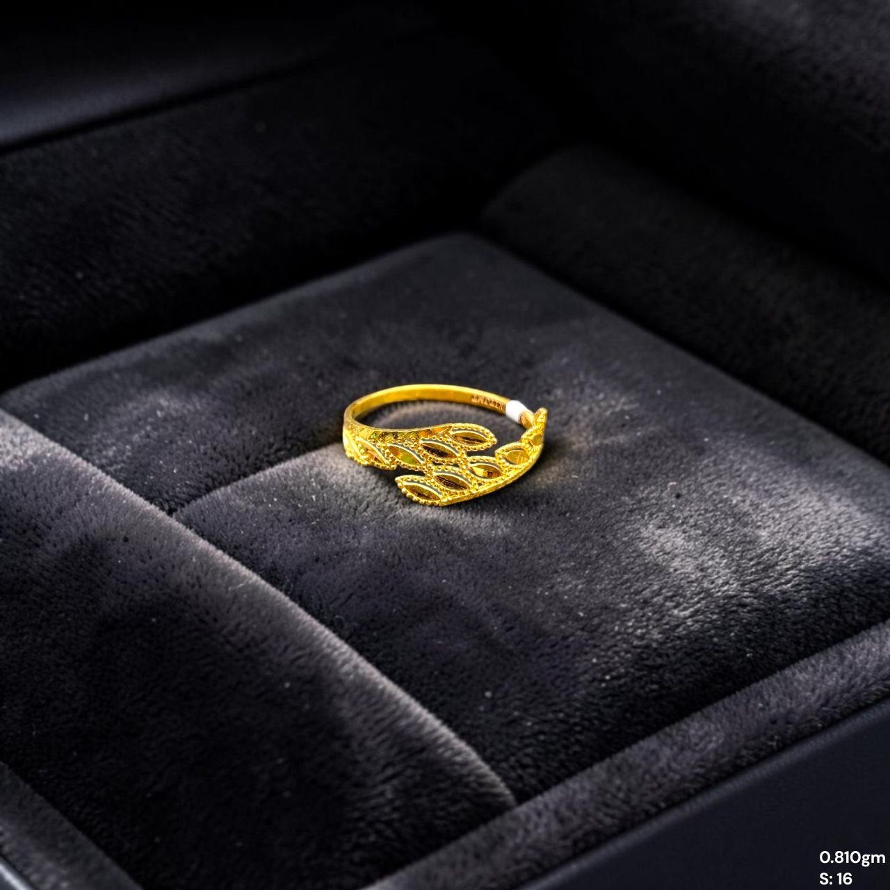 LADIES RING- (SIZE: 16) WGT: 0.810 GM APPROX BIS CERTIFIED HUID HALLMARK 9KT GOLD FINGER RING FOR WOMEN 1 PIECE