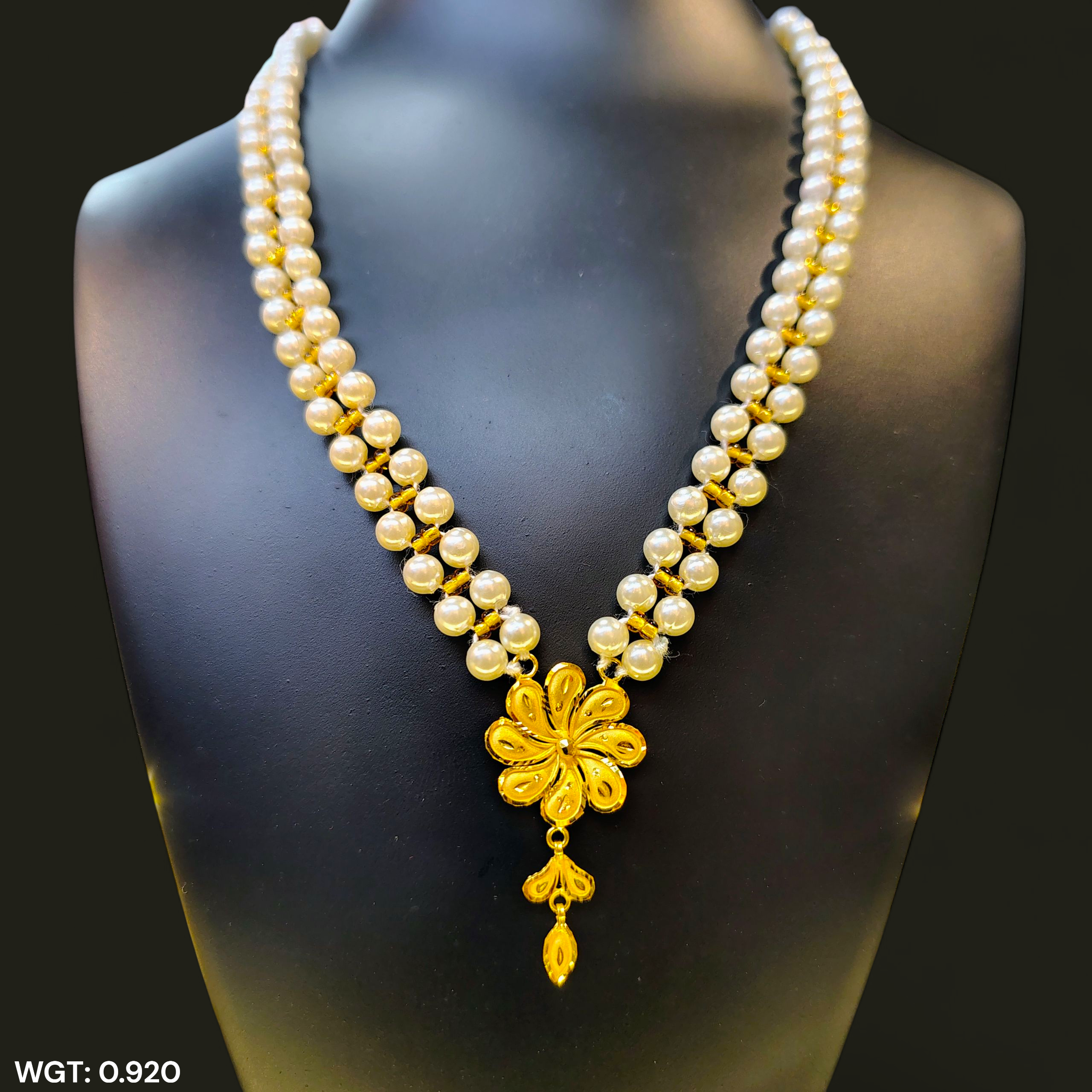 (GMP22) BIS CERTIFIED WGT: 0.920 GM APPROX HUID HALLMARK 916 22KT GOLD MOTI PENDANT 1 PIECE FOR YOUR BEAUTIFUL WIFE.