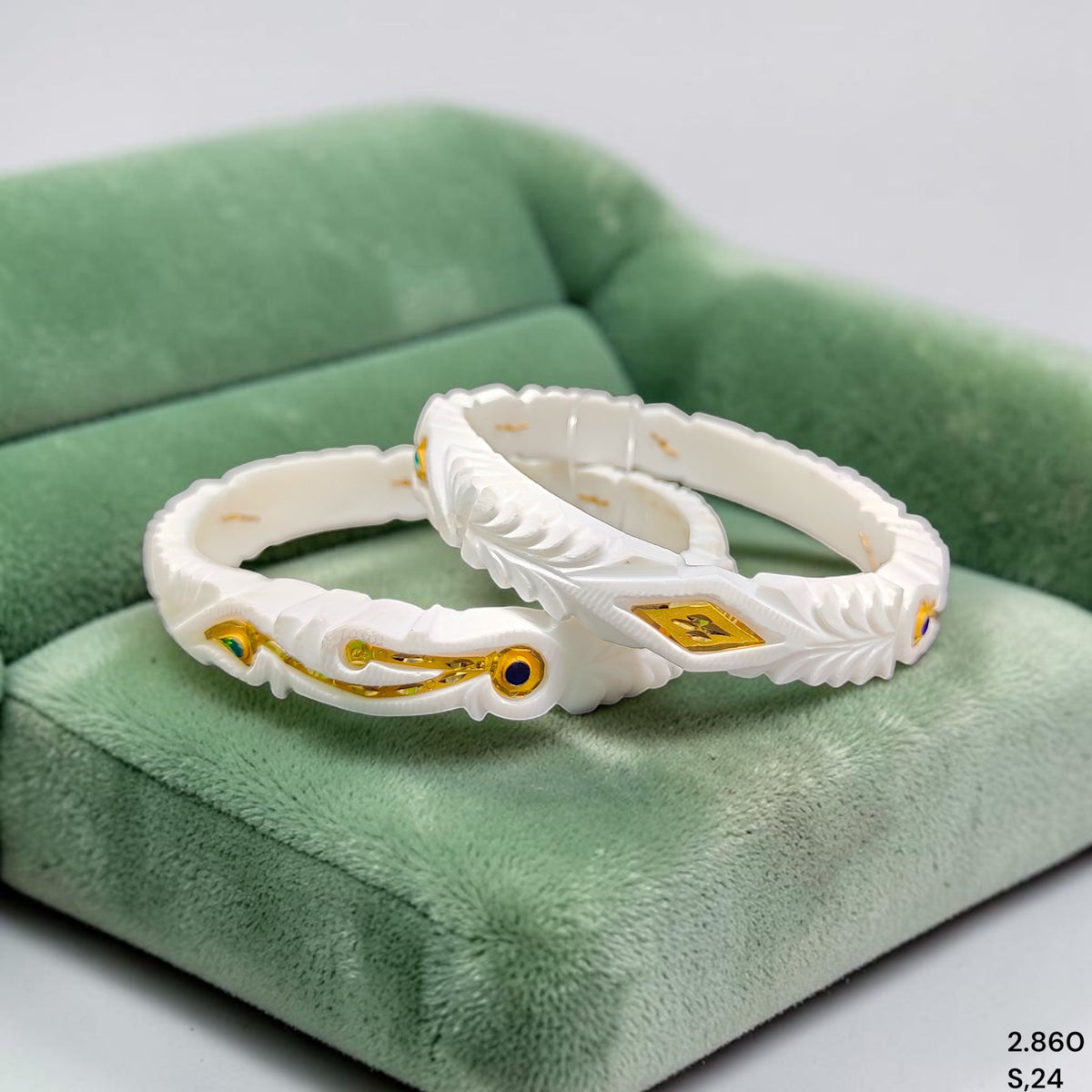 GSB22K- SIZE:24 (WGT: 2.860 GM APPROX) BIS CERTIFIED HUID HALLMARK 22KT GOLD SAKHA BADHANO 1 PAIR FOR WOMEN FOR REGULAR USE. (L26PMK)-(AB2FN6)