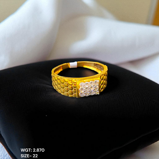SIZE:22 (WGT: 2.870 GRAM APPROX) BIS CERTIFIED HUID HALLMARK 916 22KT GOLD GENTS FINGER RING FOR MENS 1 PIECE.