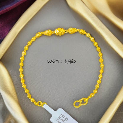 TRJ SIZE- ADJUSTABLE WGT: 3.960 GM APPROX HUID HALLMARK 22KT GOLD WRISTLET 1 PIECE FOR WOMEN.