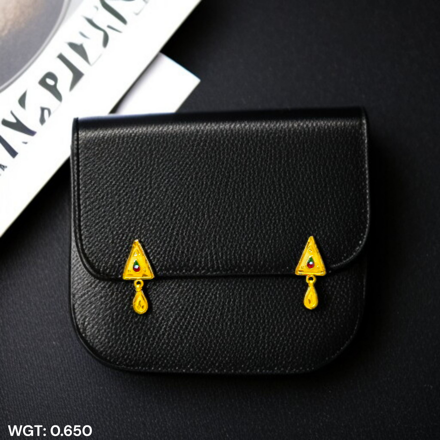 (GSE22) BIS CERTIFIED WGT: 0.650 GM APPROX HUID HALLMARK 916 22KT GOLD TOPS 1 PAIR FOR WOMEN.