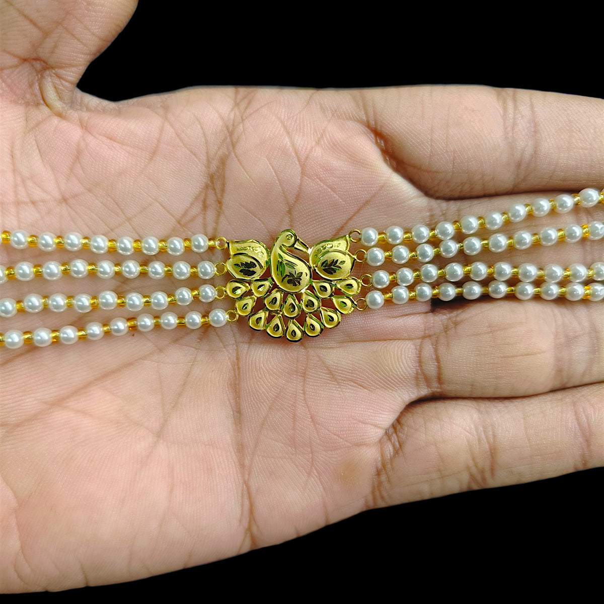 GMC9K- (HXH1HC)-(WGT: 0.730 GM APPROX) BIS CERTIFIED HUID HALLMARK 375 9KT GOLD MOTI CHOKER 1 PIECE WITH ADJUSTABLE TASSEL FOR GIFT IN MARRIAGE.