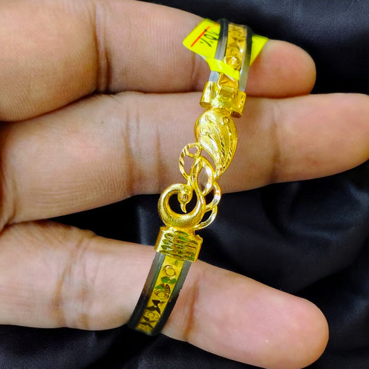 (GSN22) TRJ (SIZE: 25) WGT: 4.190 GM APPROX 22KT HUID HALLMARK GOLD NOA BANGLES 1 PIECE.