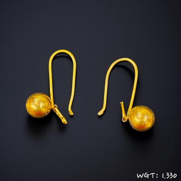 RAJLAXMI WGT: 1.330 GM APPROX HUID HALLMARK 916 22KT GOLD EAR TOPS STUD 1 PAIR FOR REGULAR USE.