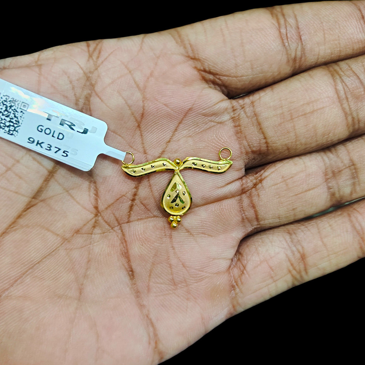 GPM9K- (WGT: 0.510 GM APPROX) BIS CERTIFIED HUID HALLMARK 375 9KT GOLD PENDANT FOR WOMEN 1 PIECE WITH FREE MANGALSUTRA & TASSEL. (AYSZNC)