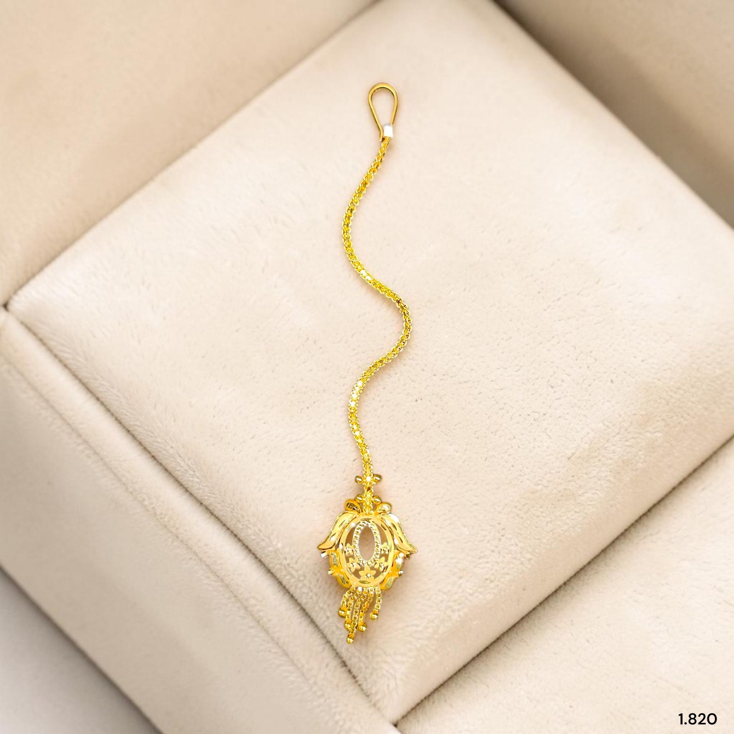 GOLD TICKLY- (WGT: 1.820 GM APPROX) CERTIFIED BIS HUID HALLMARK 375 9KT GOLD TICKLY (MANGTIKA) 1 PIECE FOR MARRIAGE.