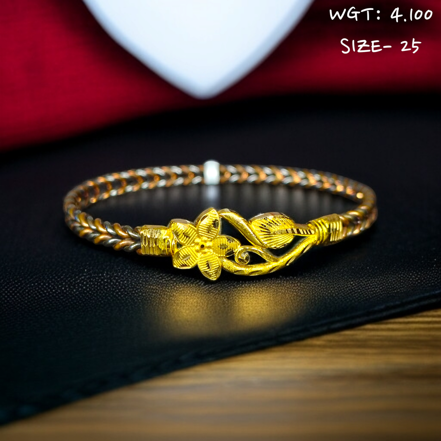 TRJ (SIZE: 25) WGT: 4.100 GM APPROX 22KT HUID HALLMARK GOLD NOA BANGLES 1 PIECE.