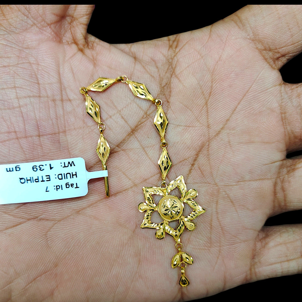 GOLD TICKLY- (WGT: 1.390 GM APPROX) CERTIFIED BIS HUID HALLMARK 375 9KT GOLD TICKLY (MANGTIKA) 1 PIECE FOR MARRIAGE.(ETPIHQ)