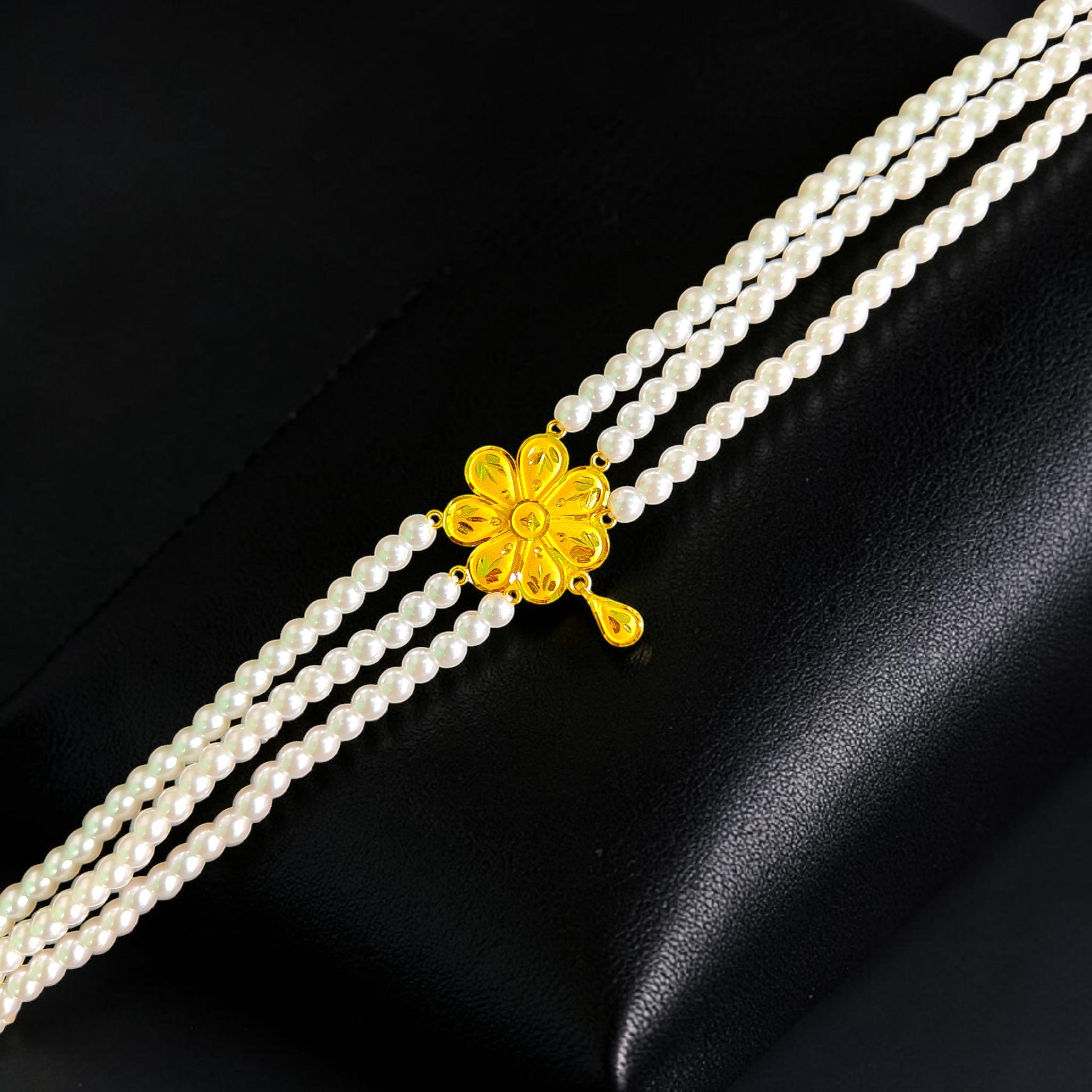 GOLD MOTI HAR- CERTIFIED BIS HUID HALLMARK 916 22KT GOLD MOTI CHOKER 1 PIECE (WGT: 1.00 GM) WITH ADJUSTABLE TASSEL FOR GIFT IN MARRIAGE.