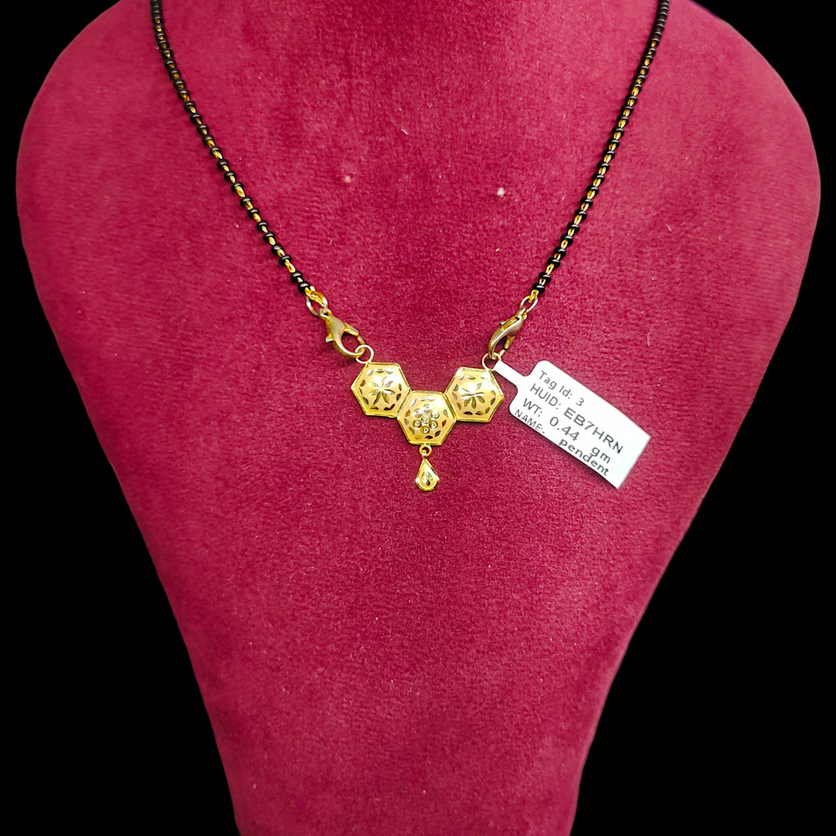 GPM9K- (WGT: 0.440 GM APPROX) BIS CERTIFIED HUID HALLMARK 375 9KT GOLD PENDANT FOR WOMEN 1 PIECE WITH FREE MANGALSUTRA & TASSEL. (EB7HRN)