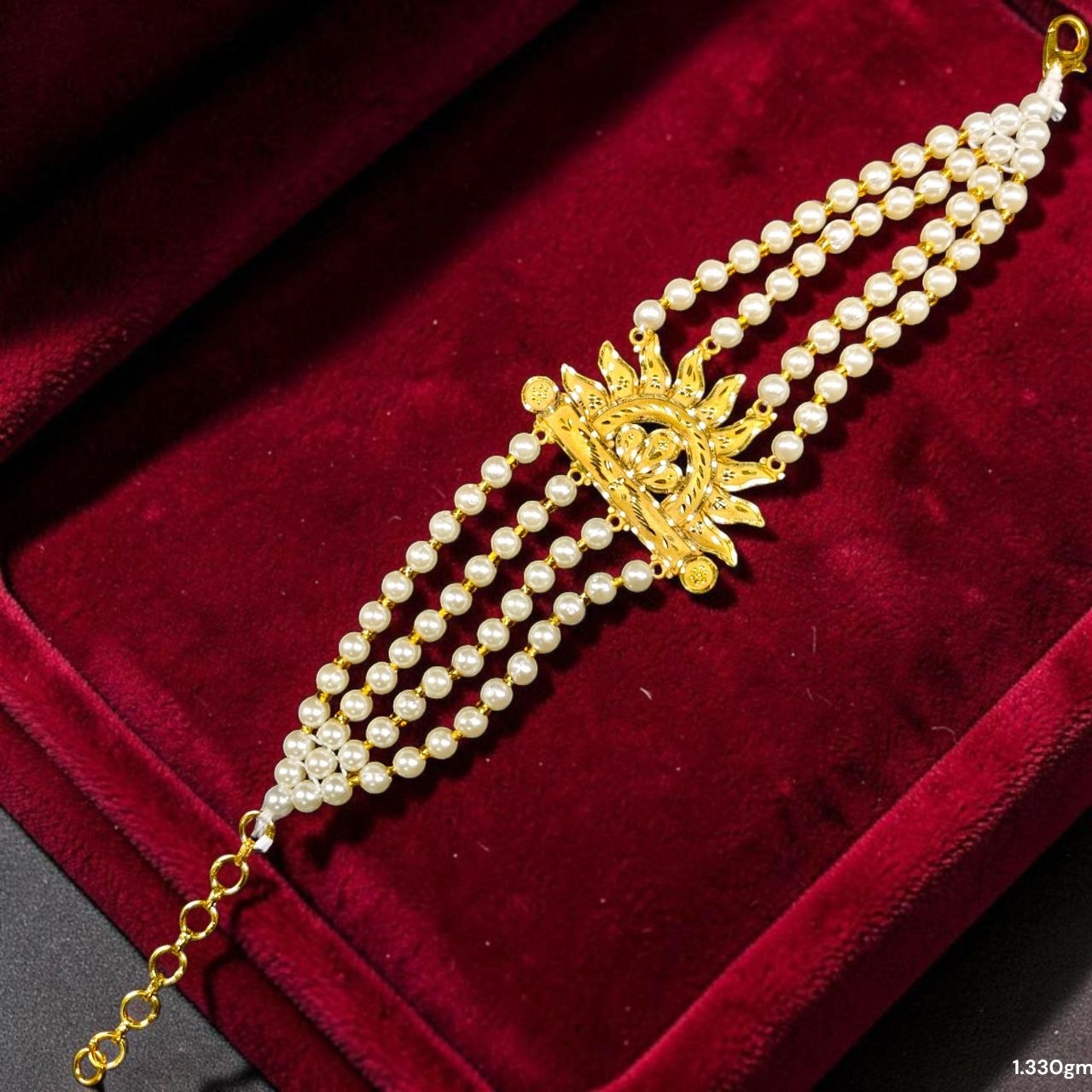 GOLD MANTASHA- (WGT: 1.330 GM APPROX) BIS CERTIFIED HUID HALLMARK 375 9KT GOLD MOTI MANTASHA WITH PEARL CHAIN FOR WOMEN.(ULWYUX)