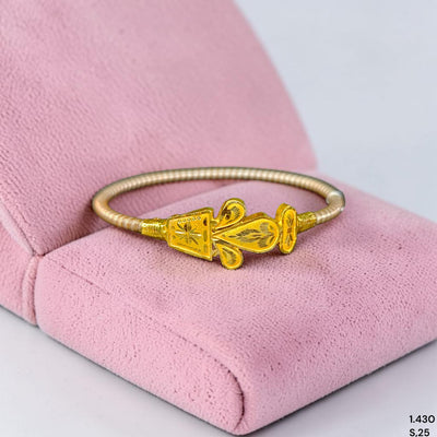 GOLD NOA- (W43HRR)-(SIZE: 25) (WGT: 1.430 GM APPROX) BIS CERTIFIED HUID HALLMARK 9KT GOLD BRACELET NOA BADHANO BANGLES 1 PIECE FOR WOMEN.