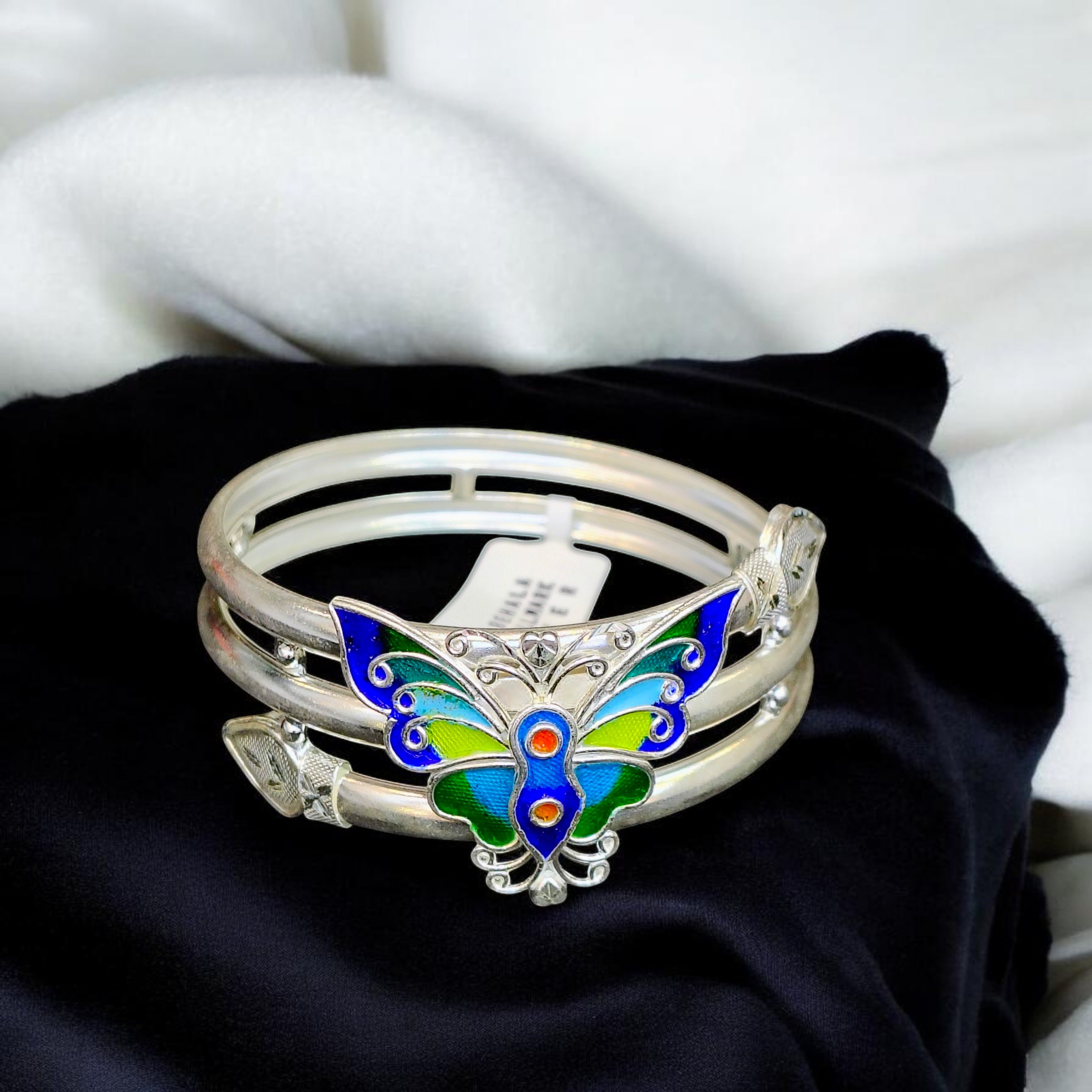 LUXURY SILVER BANGLE- (SIZE 24) CERTIFIED BIS HALLMARK 925 SILVER (1.5 PATCH) BANGLE (MANIPUR DESIGN) APPROX WGT: 20.360 GM (1 PIECE) FOR REGULAR USE FOR WOMEN.