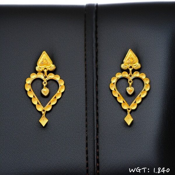 TRJ WGT: 1.840 GM APPROX HUID HALLMARK 22KT GOLD EARRINGS KANBALA 1 PAIR FOR WOMEN.