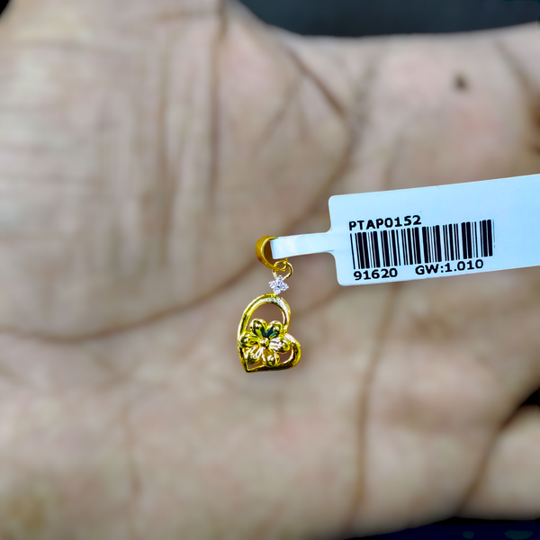 RAJLAXMI DIAMOND JEWELLERY - WGT: 1.010 GM - NATURAL DIAMOND (0.02 CENT) HUID HALLMARK 18KT DIAMOND PENDANT LOCKET FOR WOMEN WITH CERTIFICATE OF AUTHENTICITY BY ZORBA (DESIGN NO: PTAP0152) *CHAIN NOT INCLUDED.