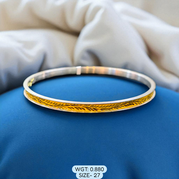 TRJ (SIZE: 27) WGT: 0.880 GM APPROX 22KT HUID HALLMARK GOLD NOA BANGLES (LAZER CHILA) 1 PIECE.