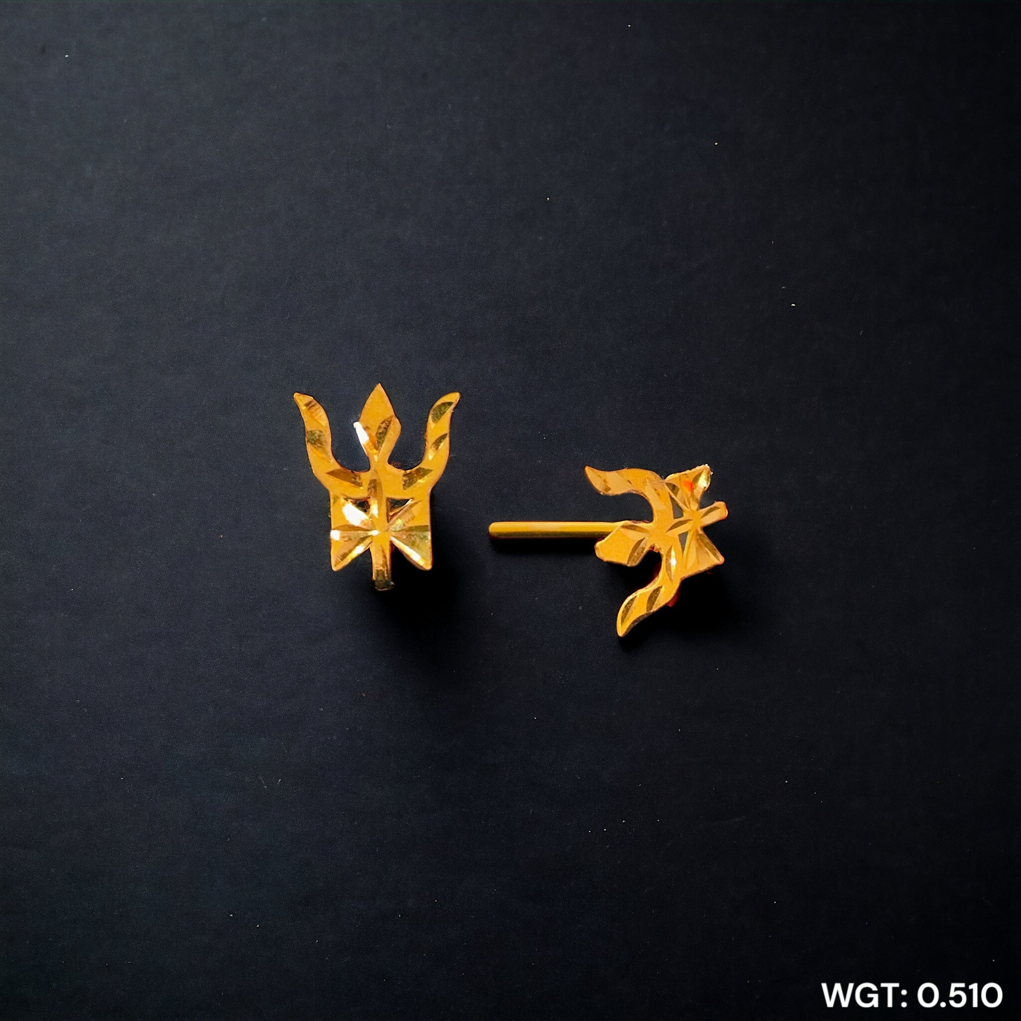 (GSE22) RAJLAXMI WGT: 0.510 GM APPROX HUID HALLMARK 916 22KT GOLD EAR TOPS STUD 1 PAIR FOR REGULAR USE.